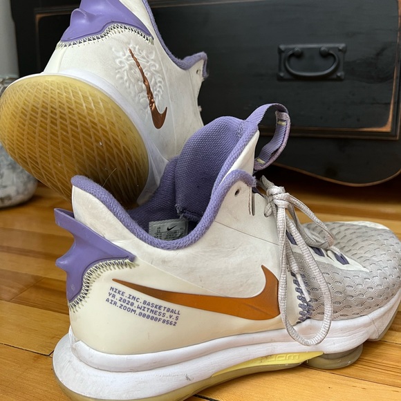 NIKE LEBRON WITNESS 5 CQ9380-102 - Picture 6 of 7